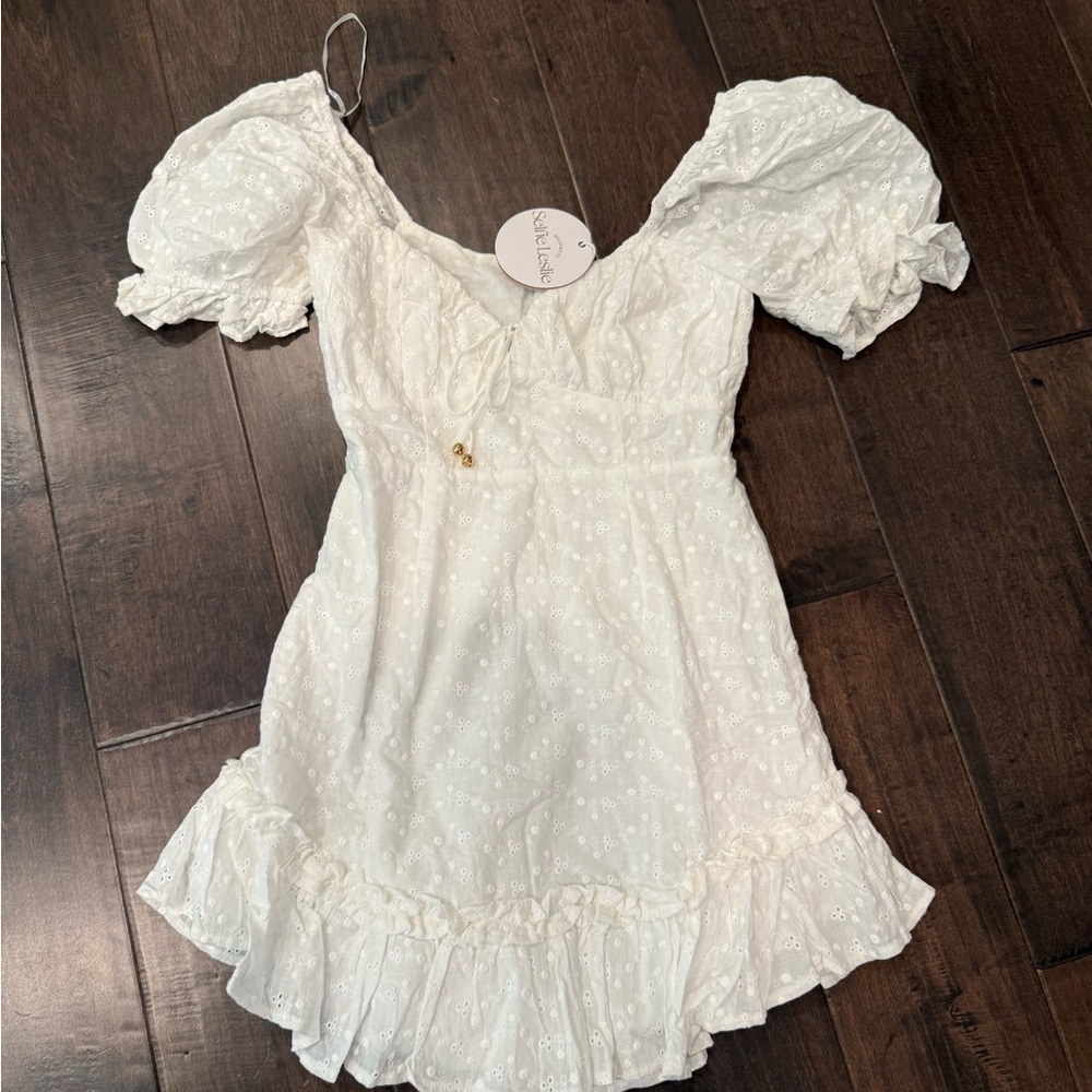 Chic White Women’s Dress